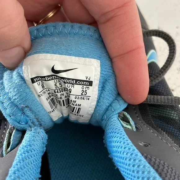 Nike training size 8 - Picture 3 of 3